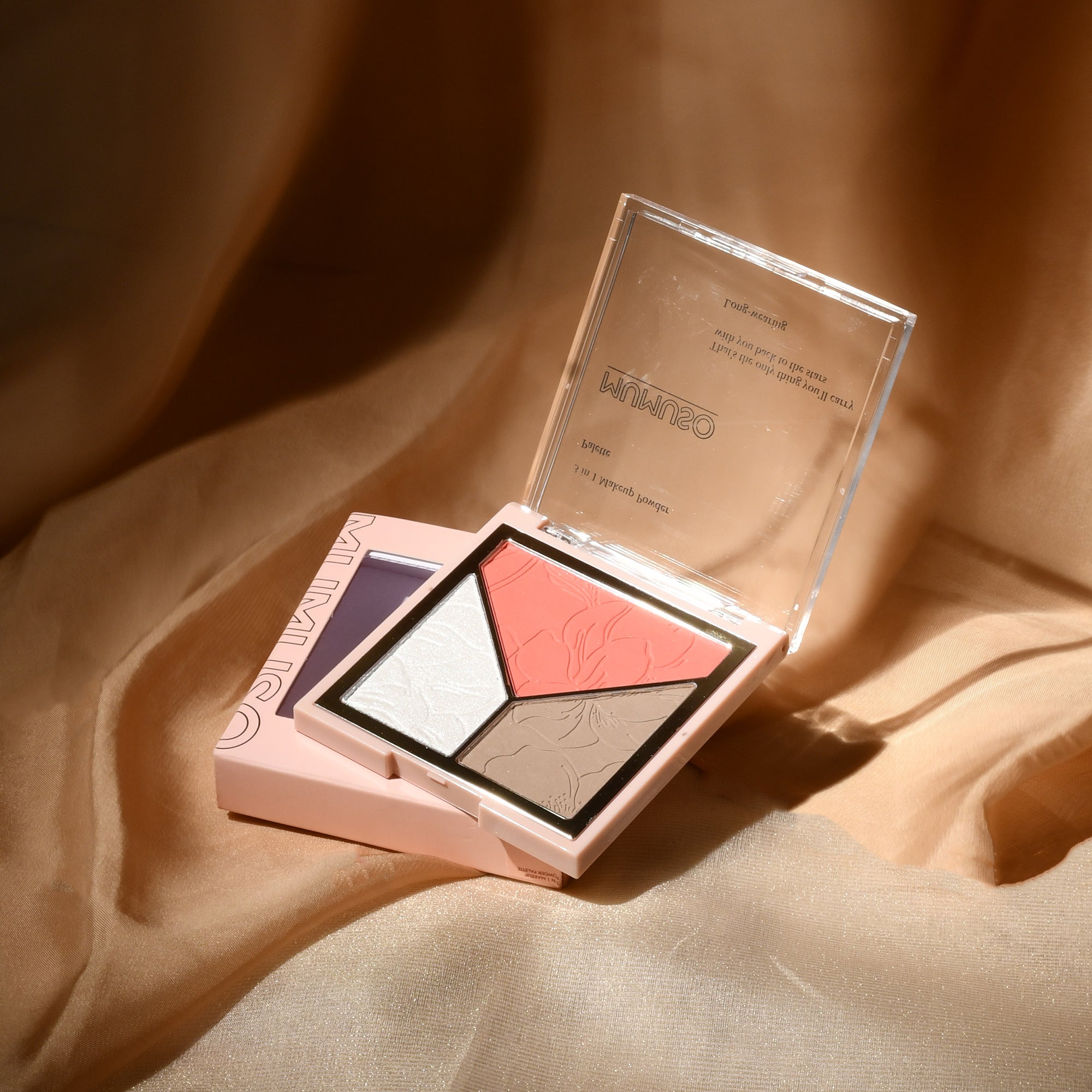 MUMUSO 3-in-1 Sculpt & Glow Makeup Palette ( Blush, contour, highlighter)