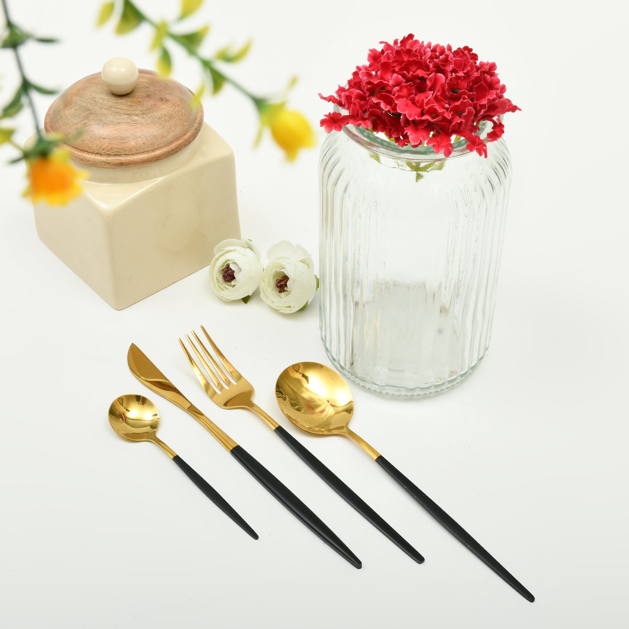 Luxe Black & Gold 4-Piece Flatware Set - Gold & Black