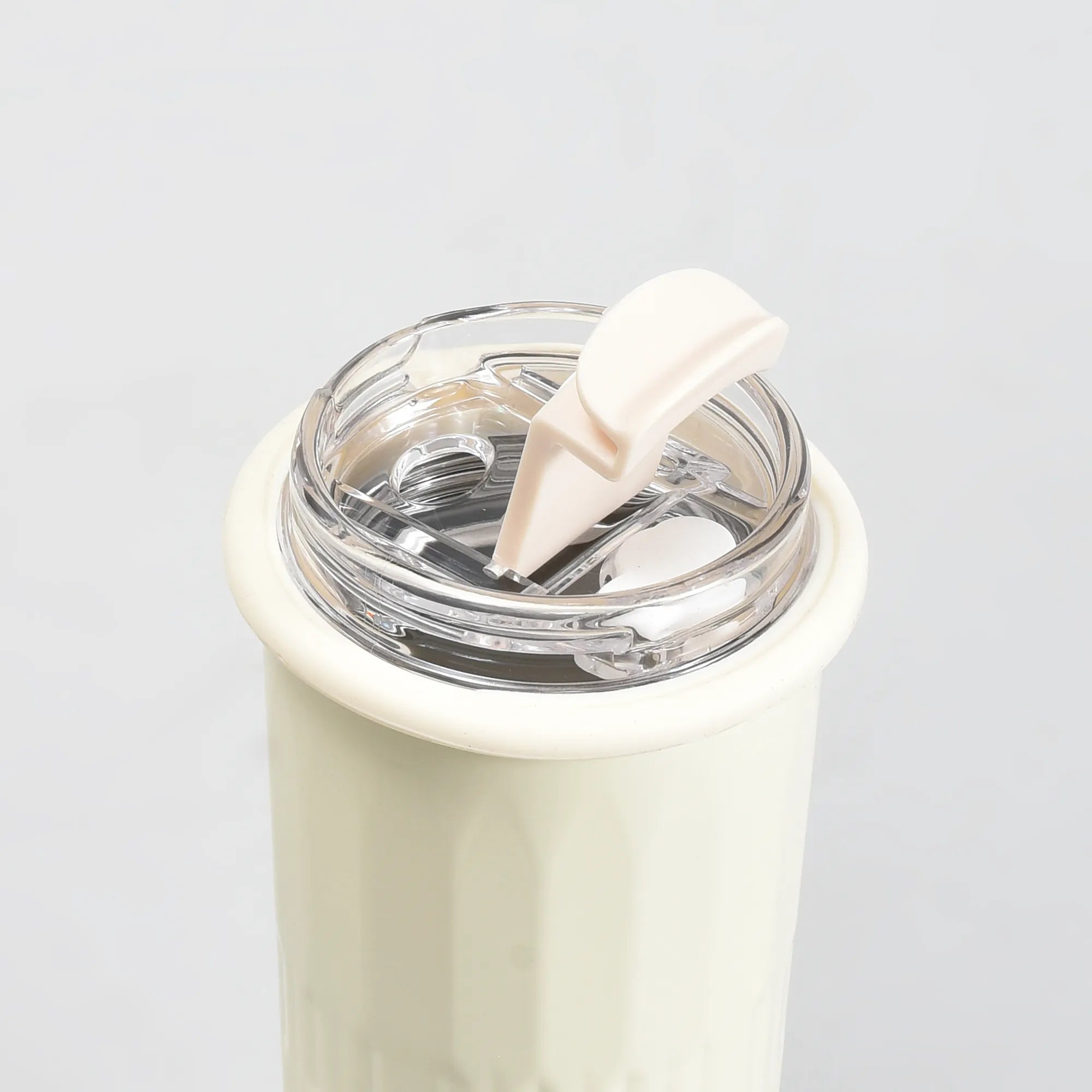 Mumuso Minimalist Insulate Tumbler with Flip Straw- OffWhite/500ml