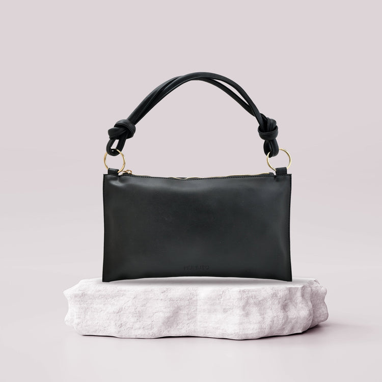 Solid Chic Hobo Baguette - Black Mumuso