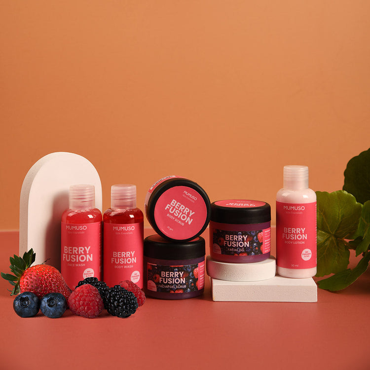 Wanderlust Travel Kit - Berry Mumuso