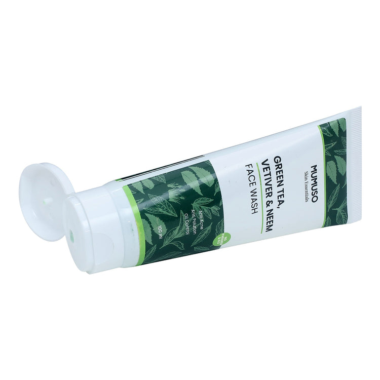 Green Tea, Vetiver & Neem Face Wash - 100 ml Mumuso
