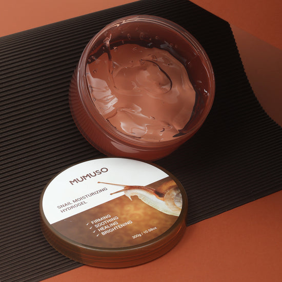 Snail Moisturizing Hydrogel for Hydrated and Plump Skin