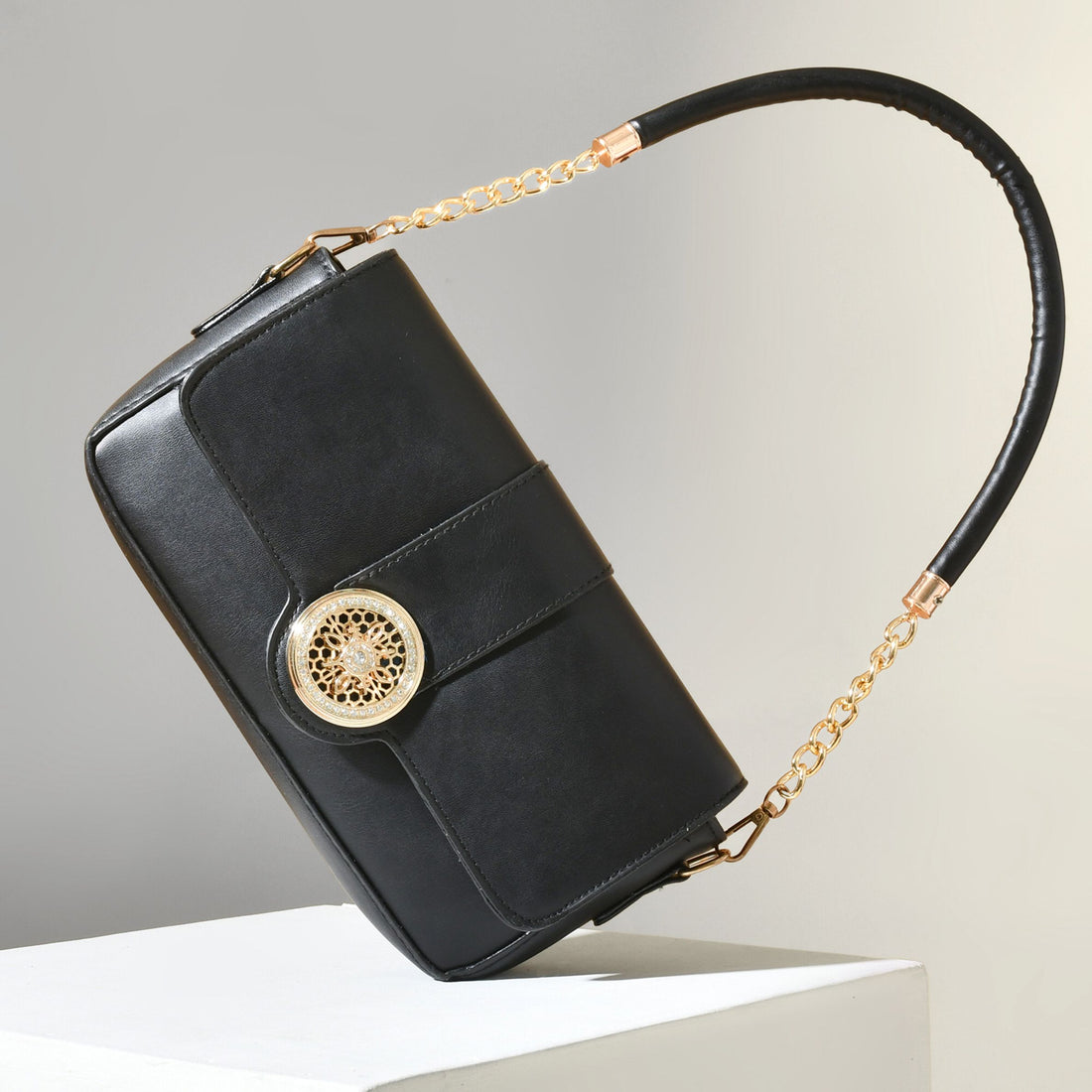 Mumuso Classic Black Shoulder Bag with Gold Chain