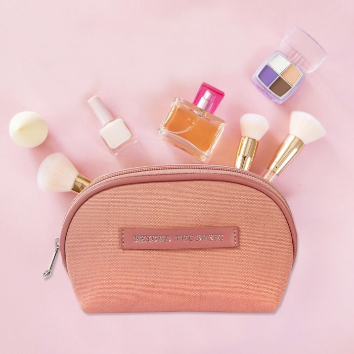 Travel Makeup Pouches I Never Leave Home Without - The Beauty Look Book