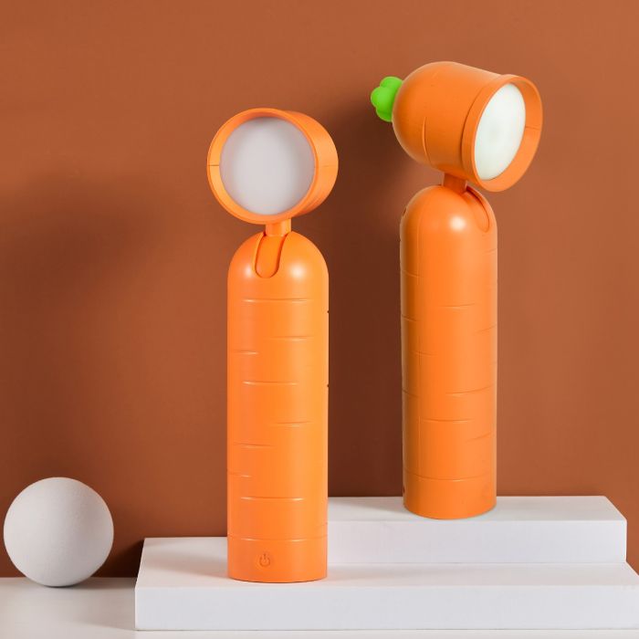 Carrot Desk Lamp - Orange Mumuso