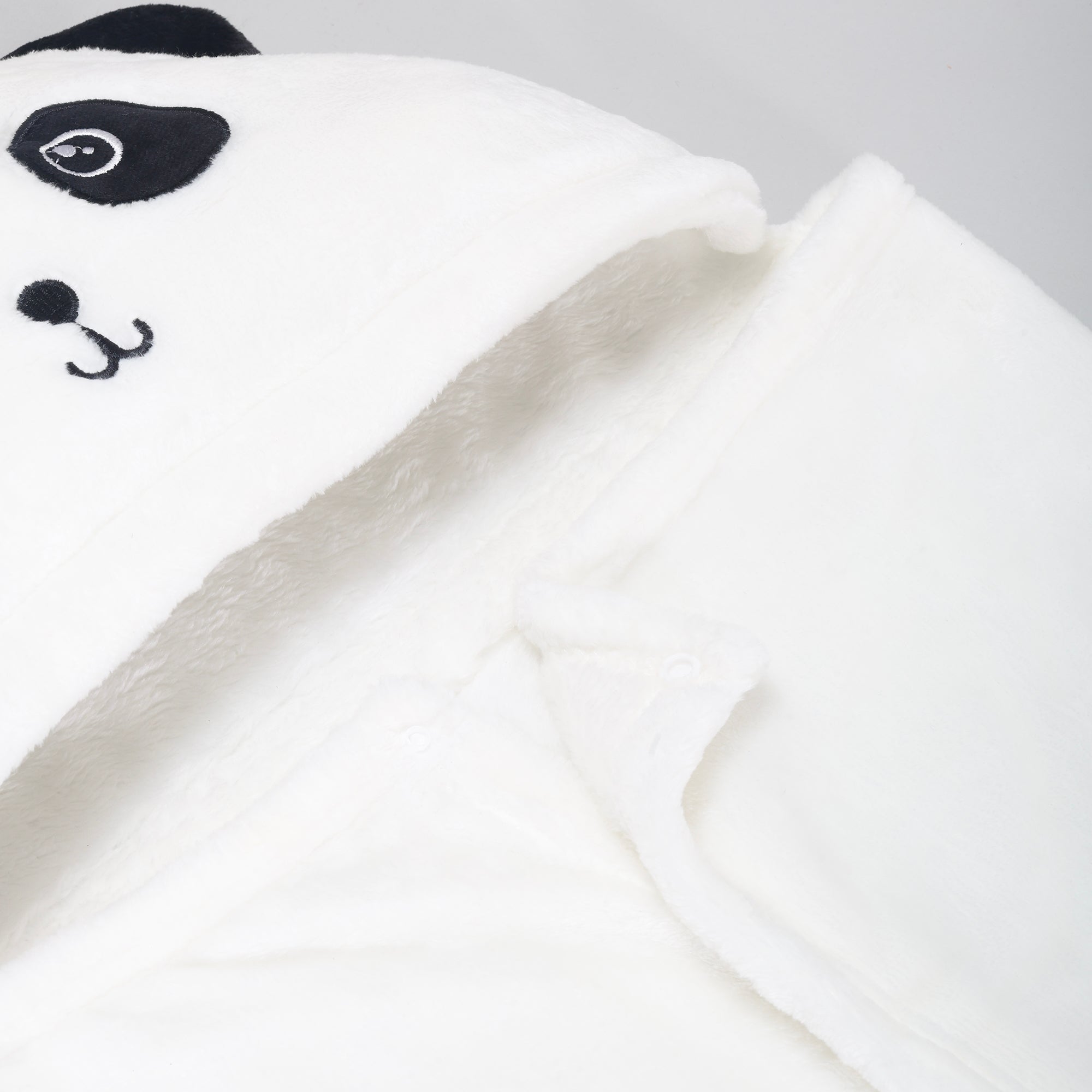 Cute Panda Hooded Cape Blanket - Black &amp; White