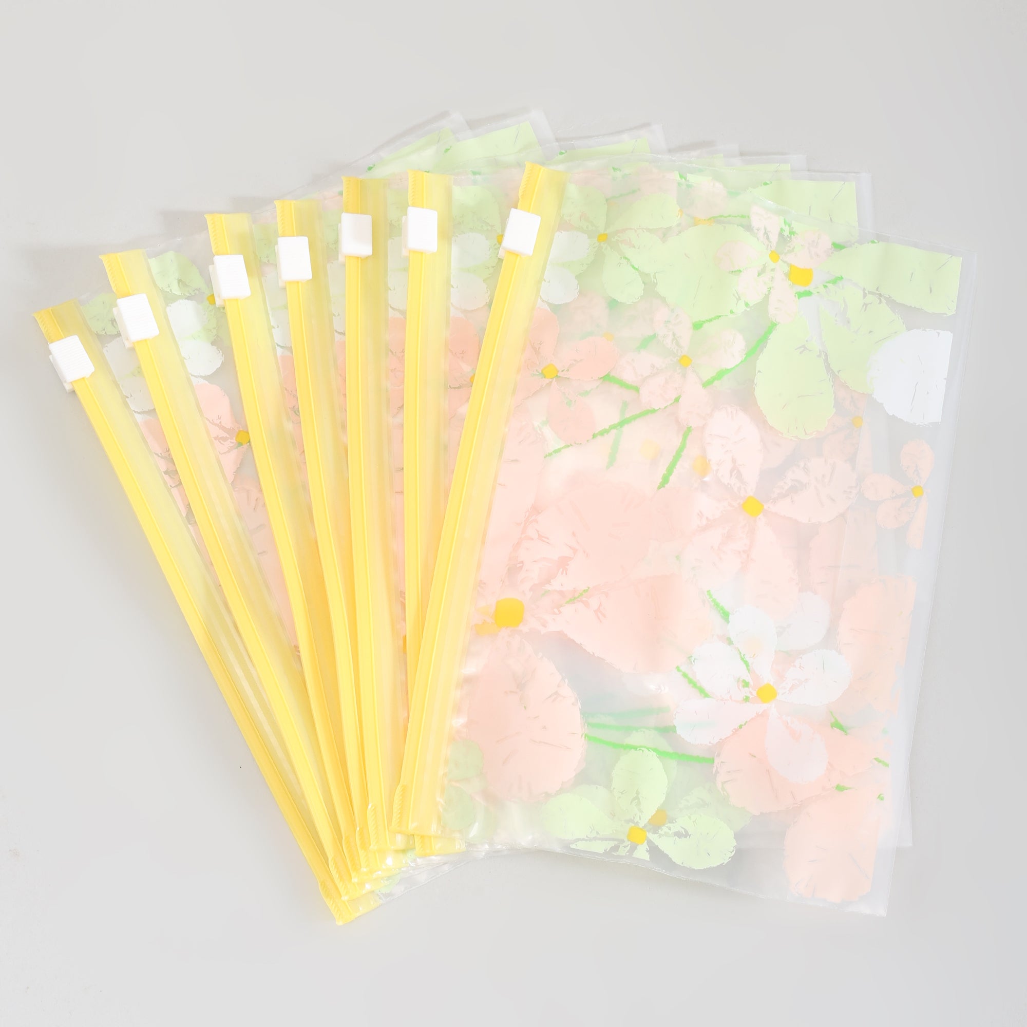 Mumuso Floral Pattern Slider Bags: Medium 7 Slider Bags