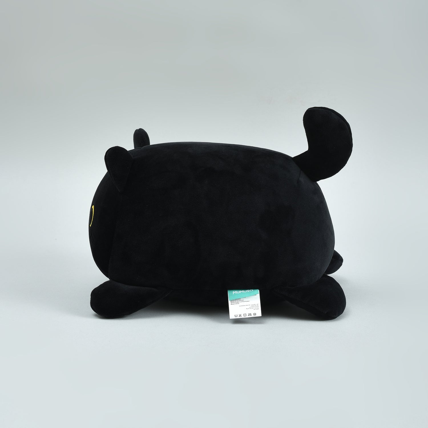 Cool Cat 2-in-1 Neck Pillow That Turns Into a Plush Cat- Black