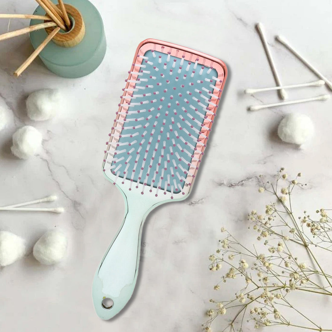 Rectangular Electroplated Hair Brush - Gradient Colour Mumuso