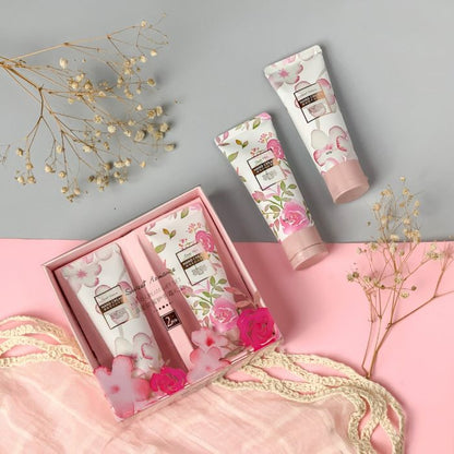 Sweet Romance Hand Cream Gift Set for Silky and Smooth Hands Mumuso