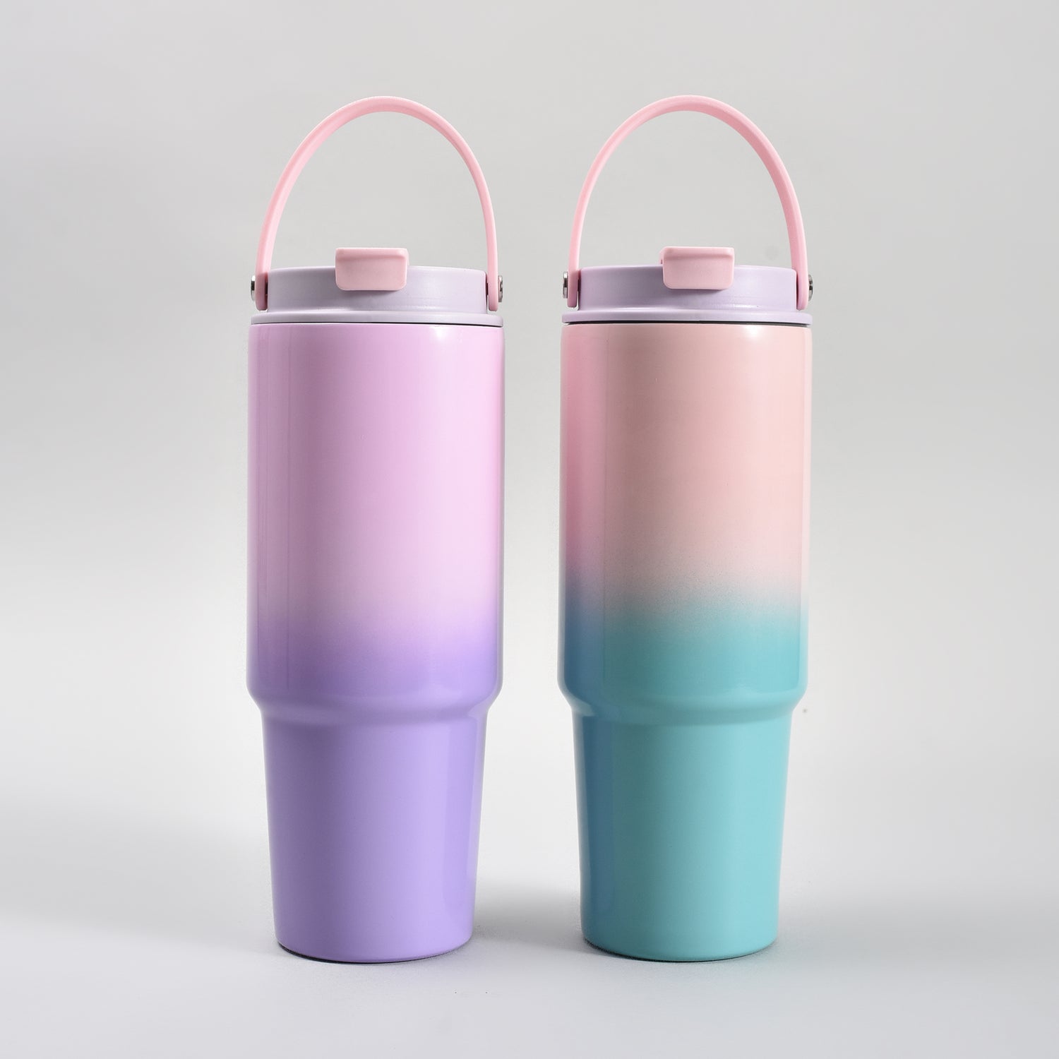 Mumuso Stylish  Gradiant Insulated Water Bottle with Handle – Pink &amp; Purple Gradient 850ml