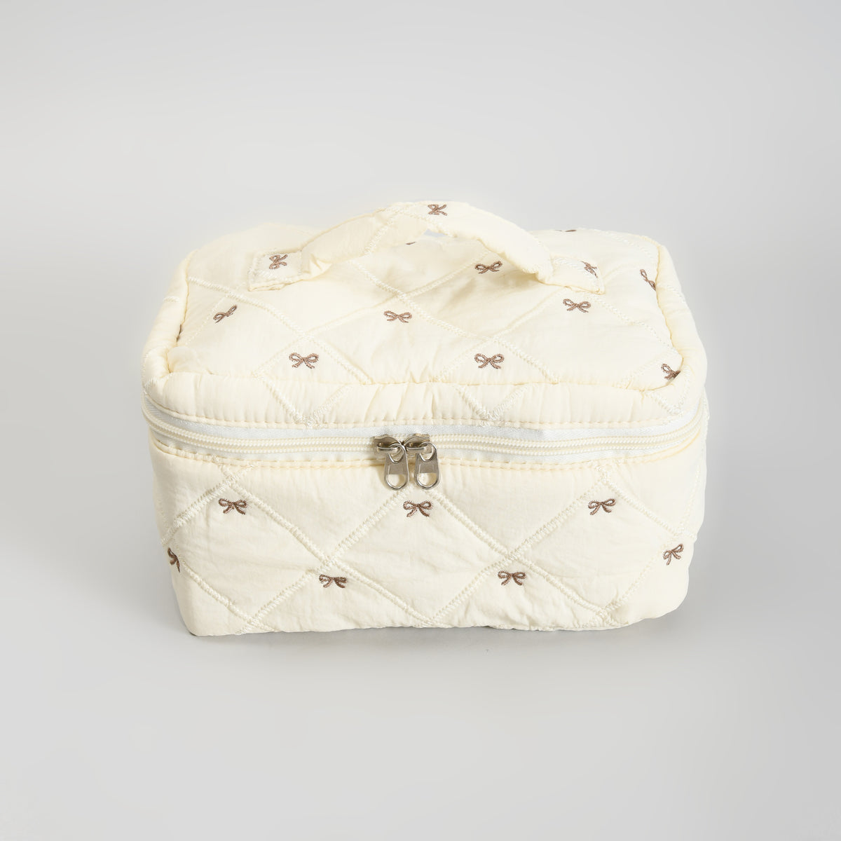 Cute Bow Quilted Makeup Bag – Portable Vanity Pouch with Handle -Beige