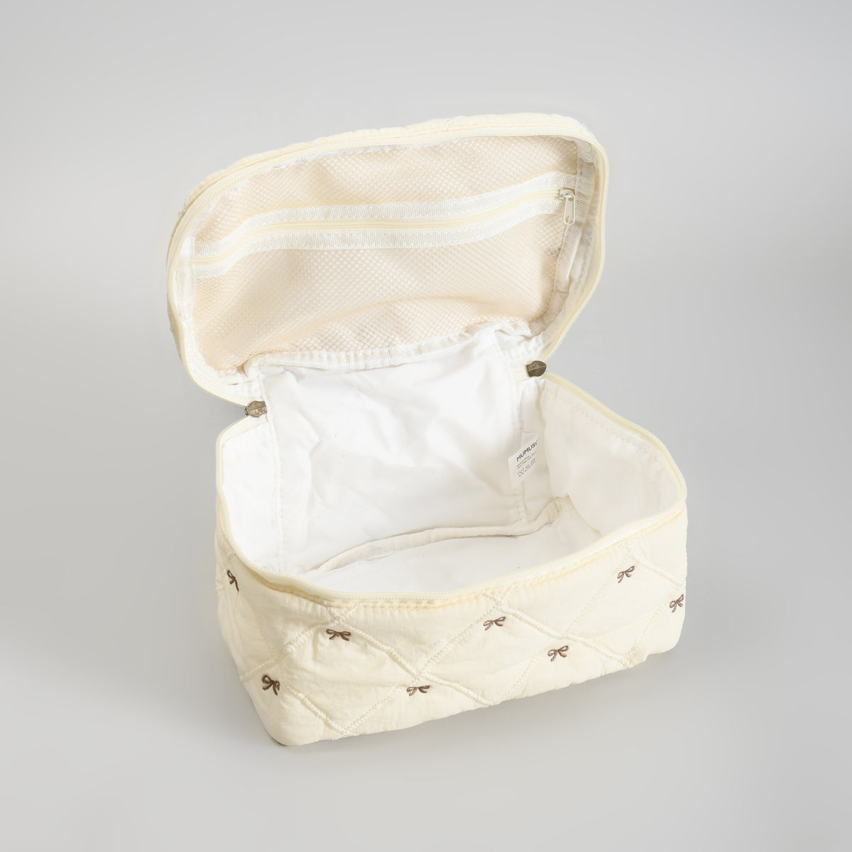 Cute Bow Quilted Makeup Bag – Portable Vanity Pouch with Handle -Beige
