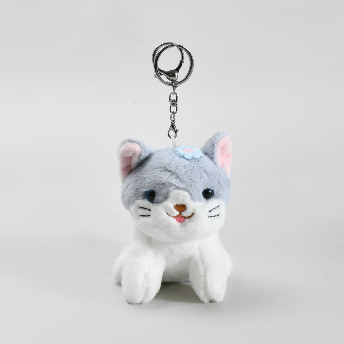 Cat wearing a Flower Bag Pendant - Grey