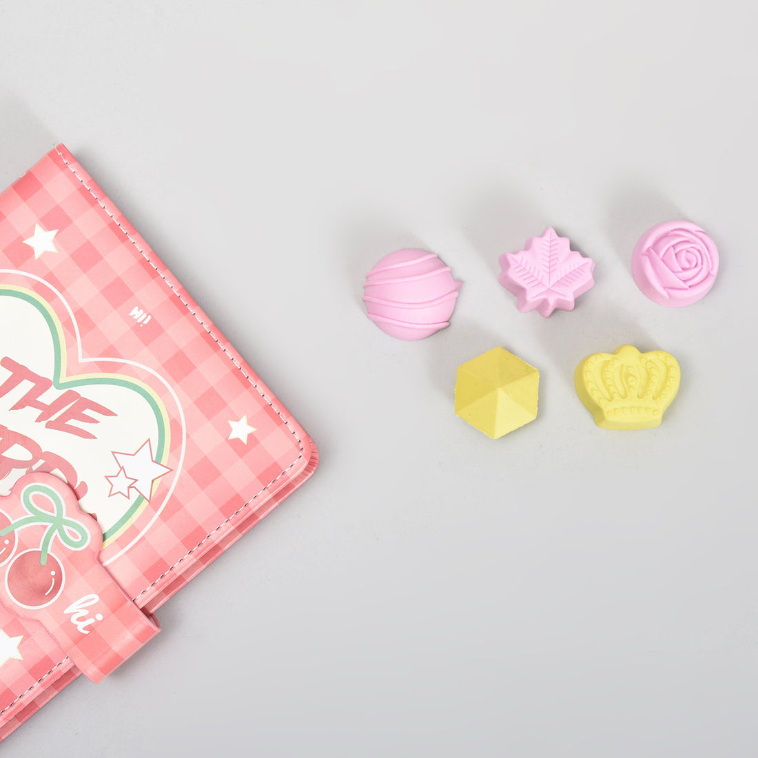 Eraser Set with Heart Shaped Case- 5  mini eraser