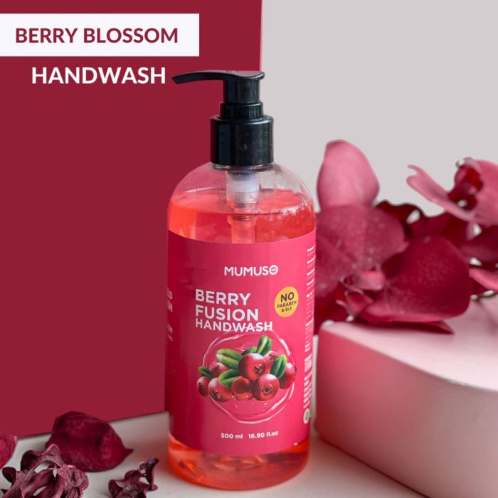 Berry Fusion Handwash for Effective Germ Removal Mumuso