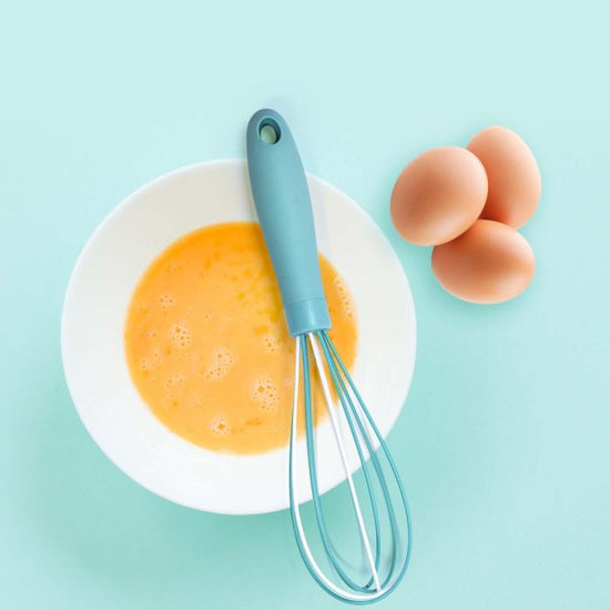 Egg Beater- Green Mumuso